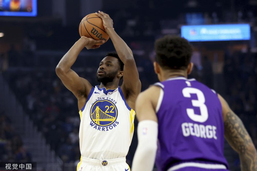 悬念十足 悬念十足